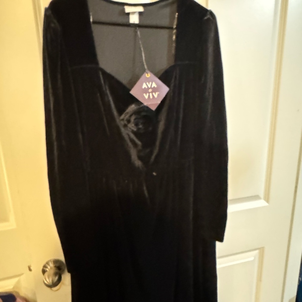Ava & Viv Classic Black Dress